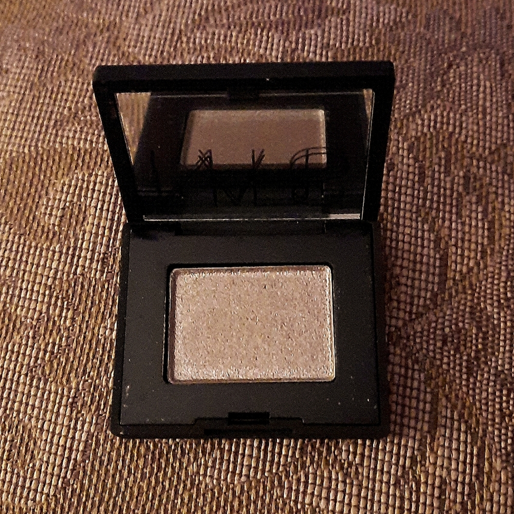 NARS Single Eyeshadow in Stud